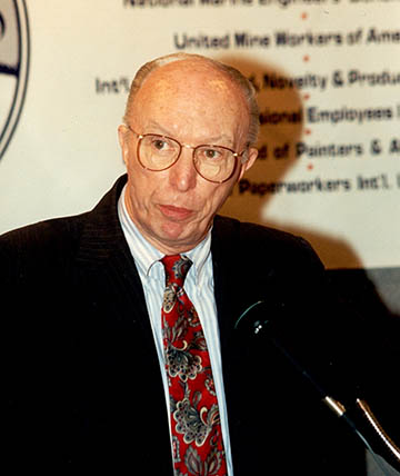 Photo of Tom Donahue