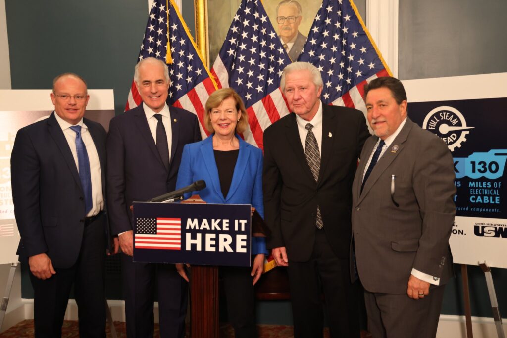 Group photo at press conference