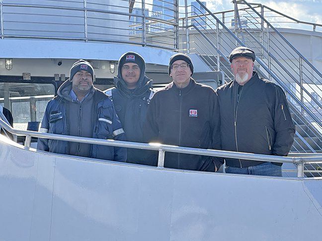 Group photo of NY Waterway Seafarers and SIU Port Agent